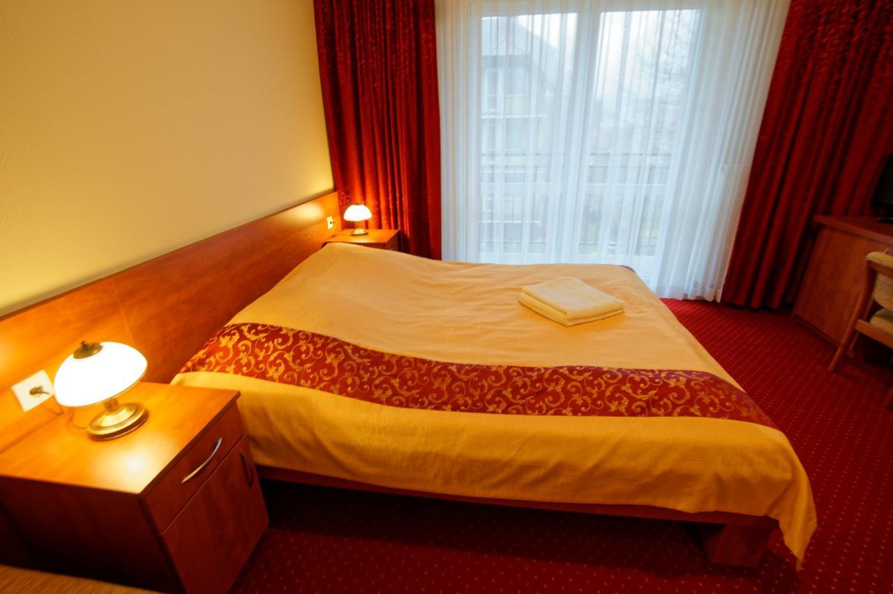 Władysławowo Antalya Pokoje I Apartamenty מראה חיצוני תמונה